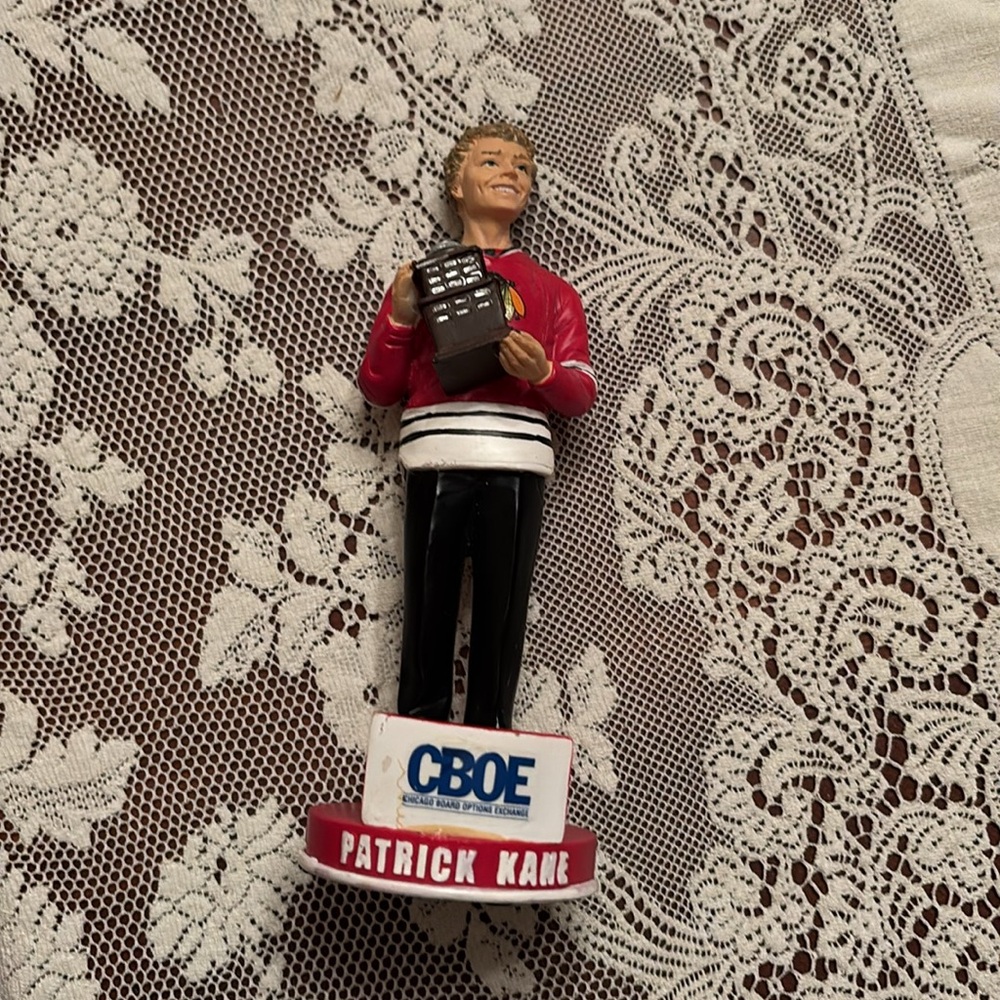 patrick kane rookie of the year figure - Picture 2 of 4